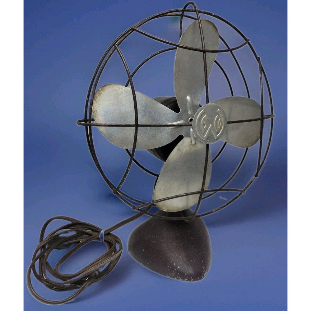 Vintage Wagner 9" Desk top / wall fan. Brown metal base. 4 blades. MCM 110V